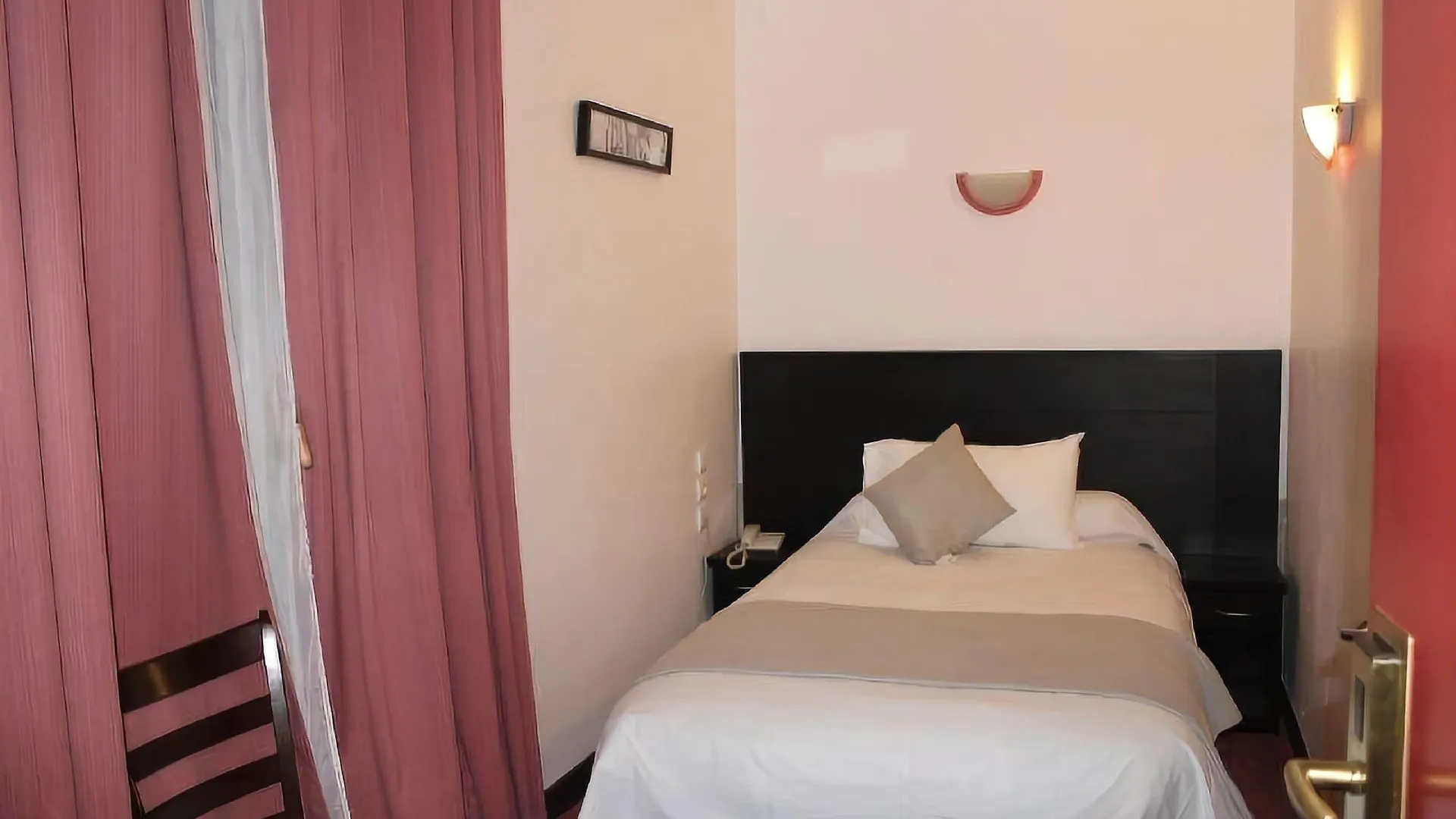 Le Clery Hotel París