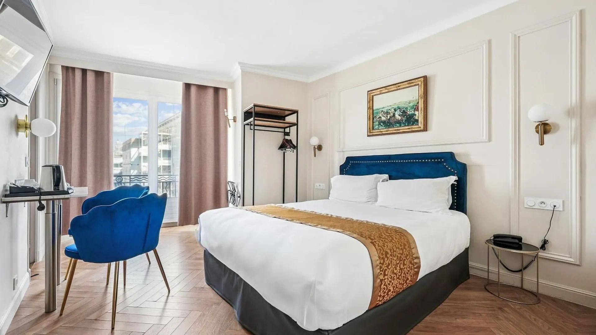 Le Clery Hotel 4*